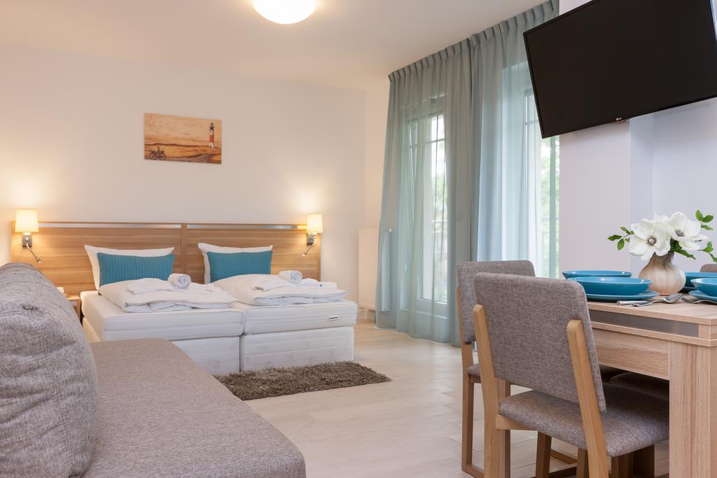 Apartamenty Aquamarina By Noclegi Renters Swinoujscie Room photo